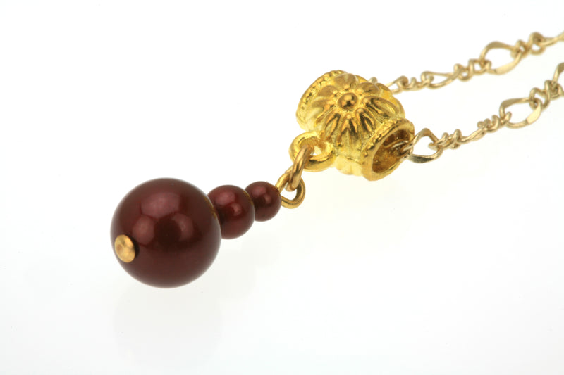 Bordeaux Pearls Gold Pendant