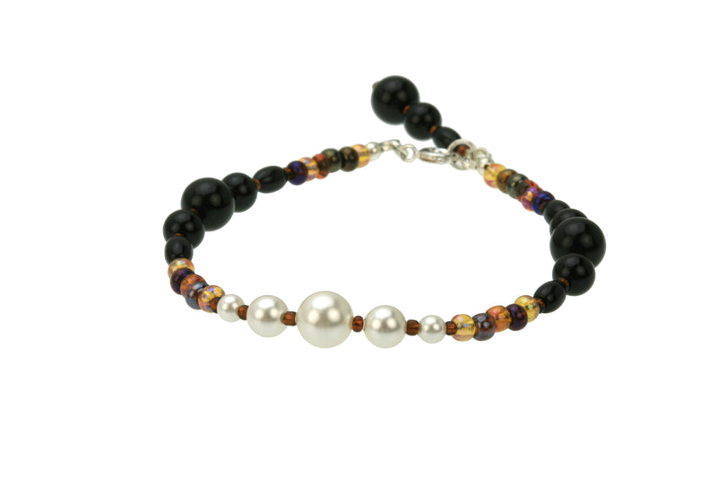Black Onyx, White Pearls & Bronze Rocaille Silver Bracelet