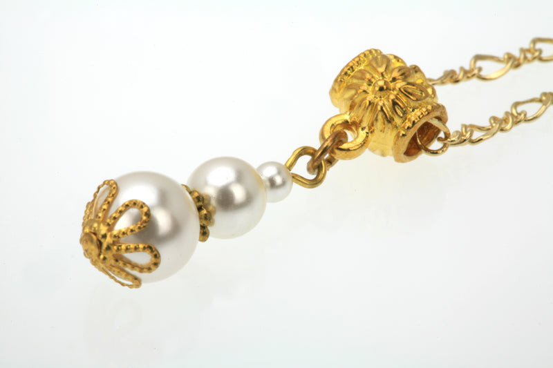 Triple White Pearl Gold Pendant